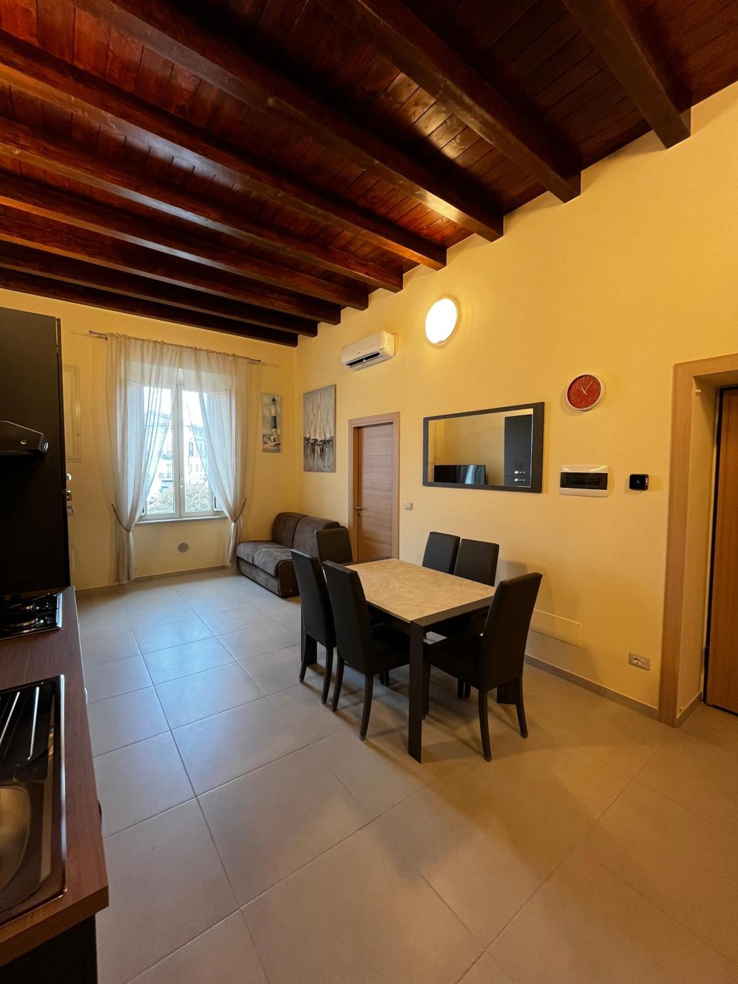 In Centro Rooms And Apartments Isola di Liri 외부 사진