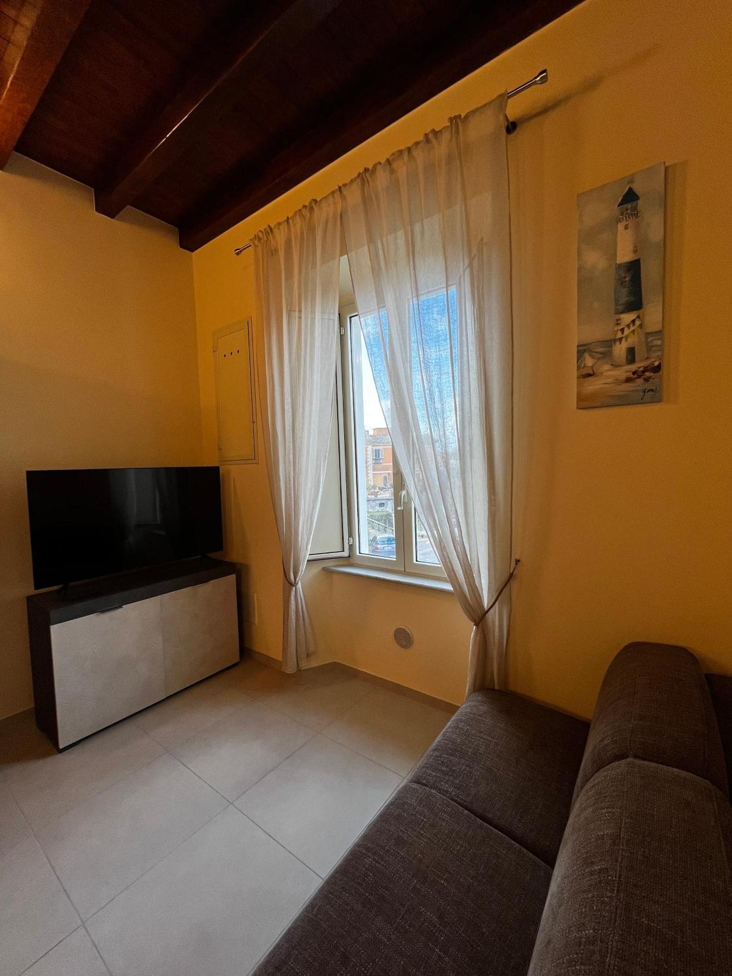 In Centro Rooms And Apartments Isola di Liri 외부 사진